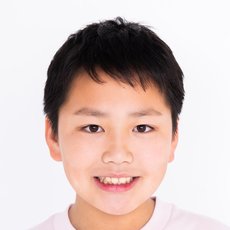 板垣湊士 
