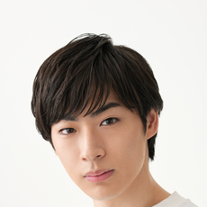 小島佳大 