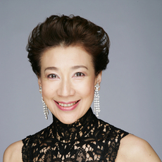前田美波里 